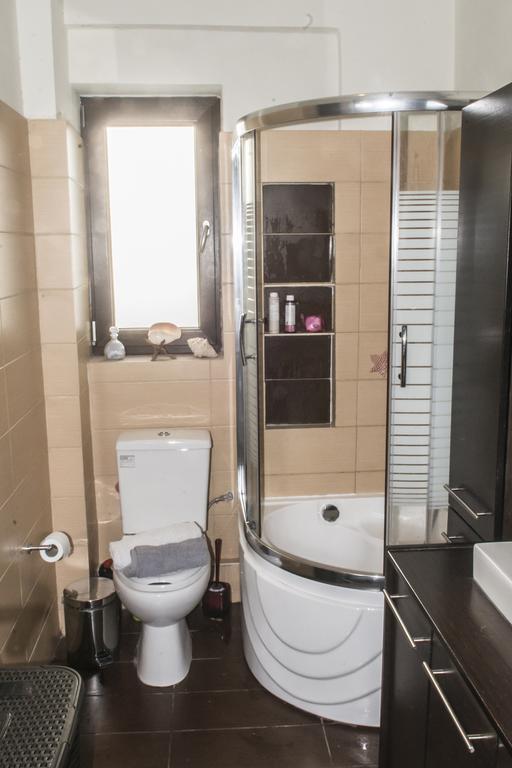 House Veggera - Private Swimming Pool Guest House Pombia Bagian luar foto