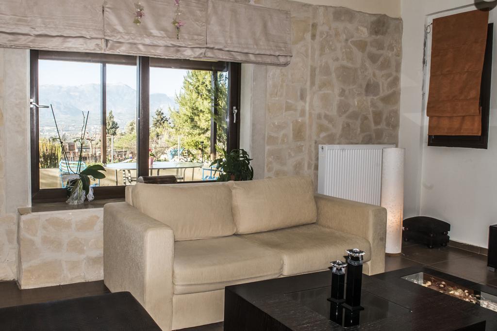 House Veggera - Private Swimming Pool Guest House Pombia Bagian luar foto