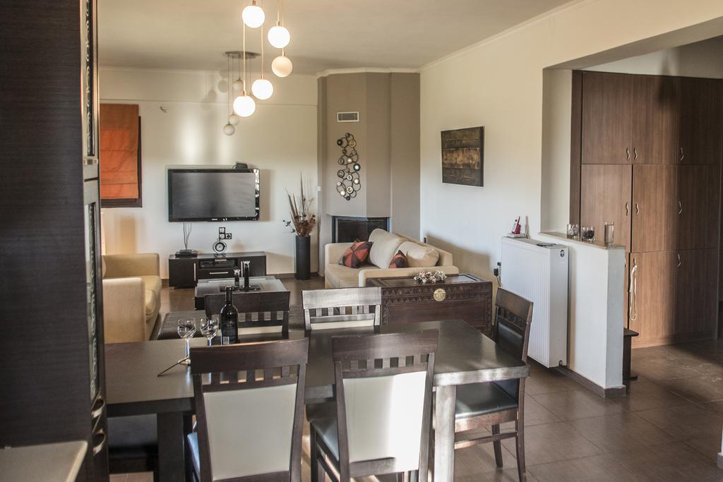 House Veggera - Private Swimming Pool Guest House Pombia Bagian luar foto