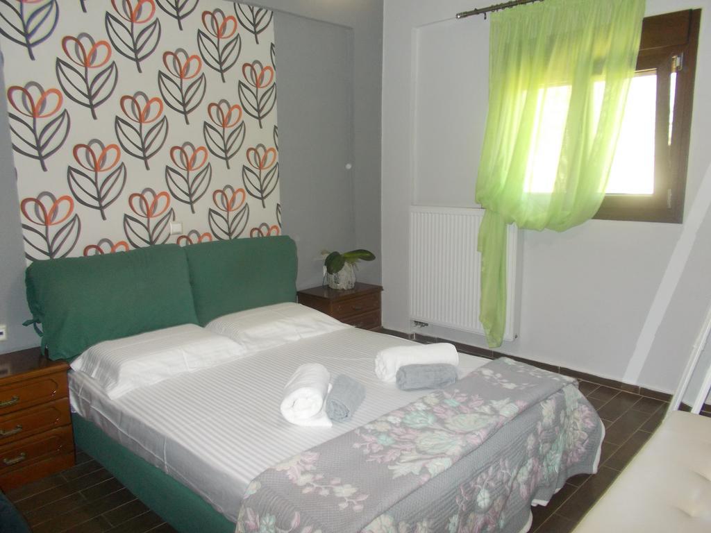 House Veggera - Private Swimming Pool Guest House Pombia Bagian luar foto