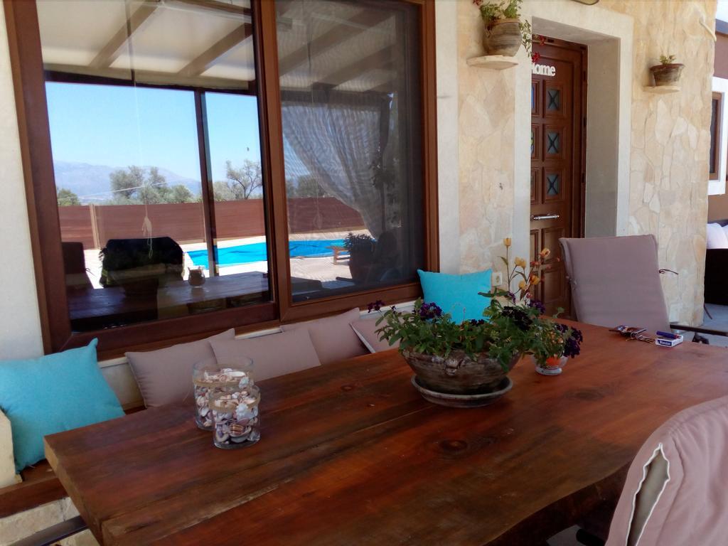 House Veggera - Private Swimming Pool Guest House Pombia Bagian luar foto