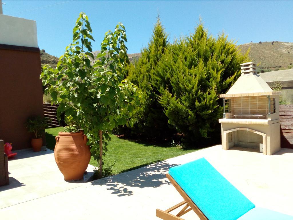 House Veggera - Private Swimming Pool Guest House Pombia Bagian luar foto