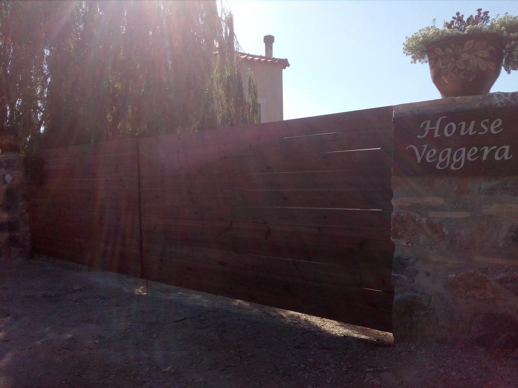 House Veggera - Private Swimming Pool Guest House Pombia Bagian luar foto