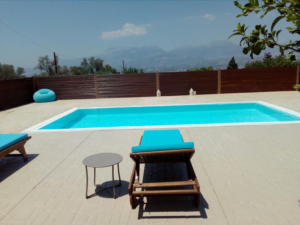 House Veggera - Private Swimming Pool Guest House Pombia Bagian luar foto