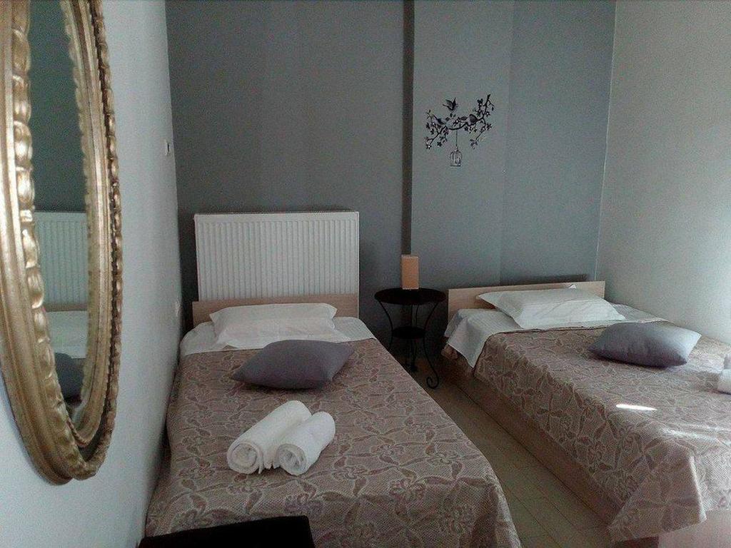 House Veggera - Private Swimming Pool Guest House Pombia Bagian luar foto