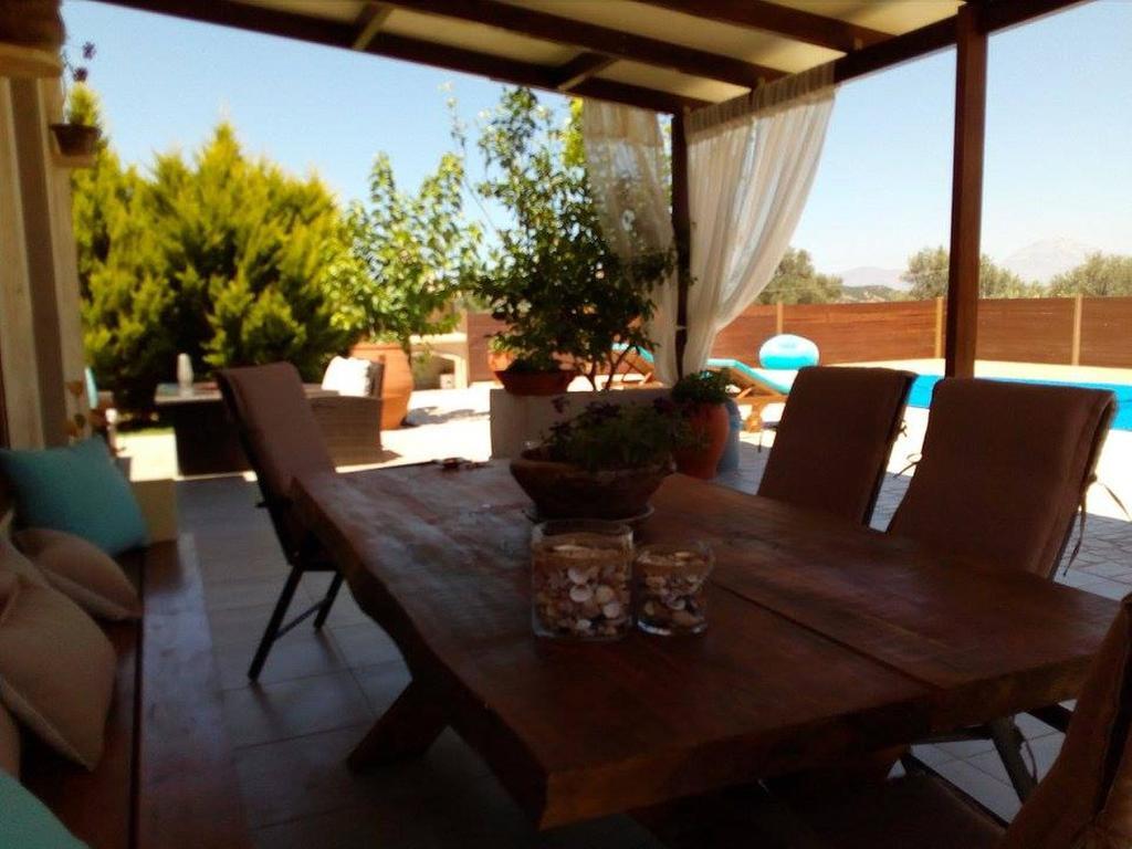 House Veggera - Private Swimming Pool Guest House Pombia Bagian luar foto