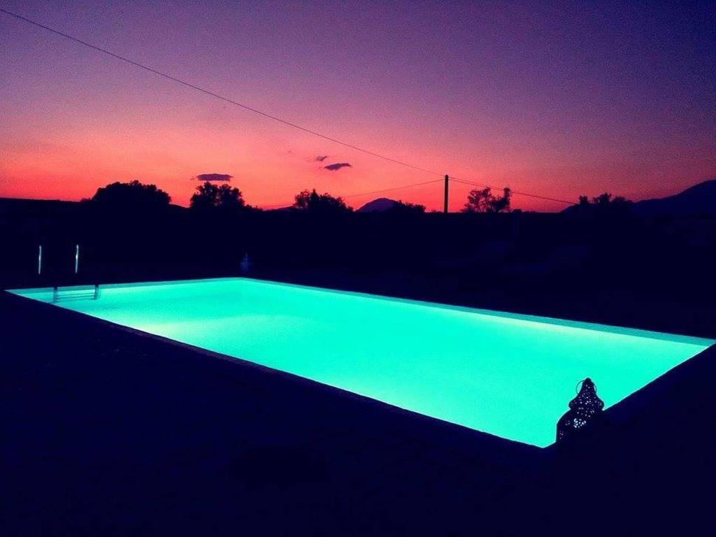 House Veggera - Private Swimming Pool Guest House Pombia Bagian luar foto